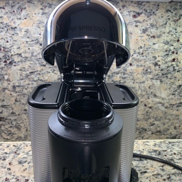 Nespresso Vertuoline - Picture 4 of 7